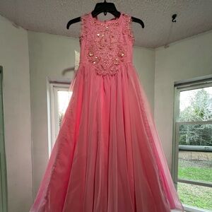 Elegant Pink Kids Formal Dress with Floral Embellishments